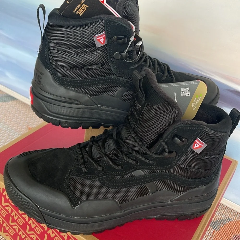 Vans Men’s Ultrarange Exo Black/Black VN0A4BVSBKA Boots Sneakers